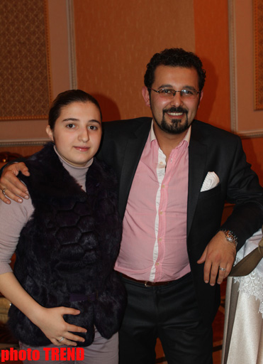 Emil Bədəlov ilin toyunu çaldırdı (FOTO)